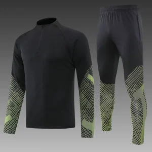 Custom Half Zip Long Sleeve Training Tracksuit Quick Dry Sports Kits for Team Wear Regular Fit 100% Polyester Pockets