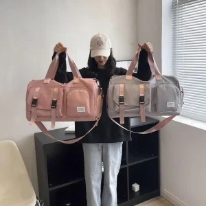 Custom High Capacity Nylon Sports Gym Bag Men Women Waterproof Shoe Compartment Wet Pockets Fashionable Weekend Gym Accessory