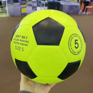 Customized High Quality PU Leather Football Size 5 Thermal Bonded Rubber Construction Custom Printed PVC Training Use