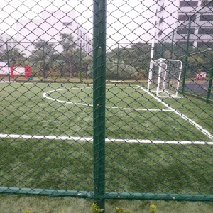 Durable Green Basketball Court Mesh Fence Roll
