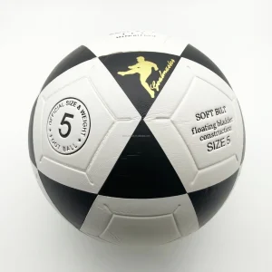 Durable PVC Classic Style Training Soccerball Size 5 Rebound 120-165cm Machine Stitched Soccer