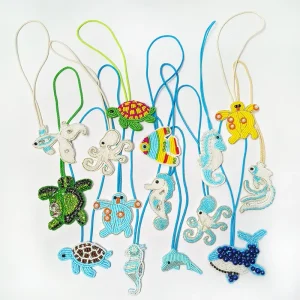 Factory Direct Sales Cartoon Beaded Marine Animals Whales Seahorses Turtles Keychains School Clothing Bags Pendants Accessories