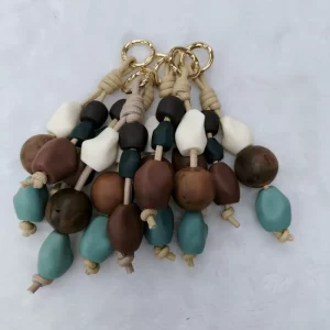 Handmade Resin Beaded Mini Dumplings Bag Pendant Exquisite Stone Hanging Accessory for DIY Bags Featuring Cashew Nuts