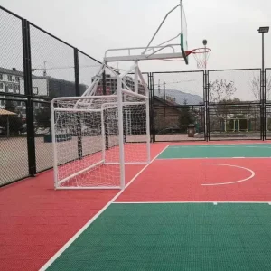 Modern Design Galvanized Chain Link Stadium Fence 3D Easy Assembly Corrosion Resistant PVC Basketball Court Fence For Yards