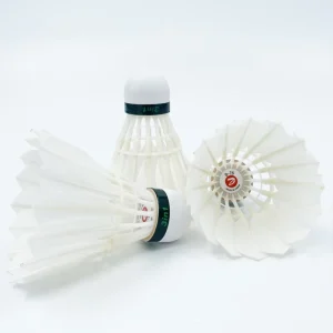 Natural White Color Professional Chinese Shuttlecock Badminton Shuttles for Tournament