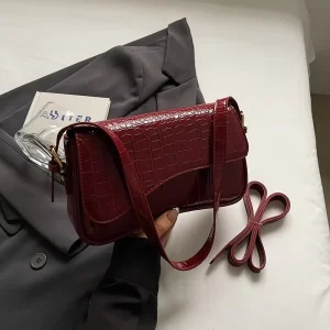 Premium Crocodile patterned Underarm Stone Bag Trendy Small Clutch Ladies Single shoulder Crossbody Bag Fashion Accessory