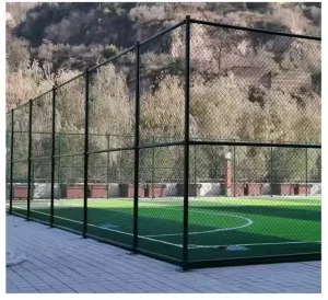 Stadium Fence Football Field 4mm Diameter 3mm Green White Diamond Shaped Woven Wire Mesh Stadium Fence Isolation Net