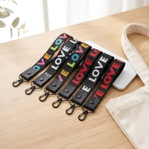 Trendy LOVE Strap Short Eco Friendly Polyester Phone Lanyard Wrist Rope Bag Keychain Fashion Accessory Custom Logo Bulk Supply